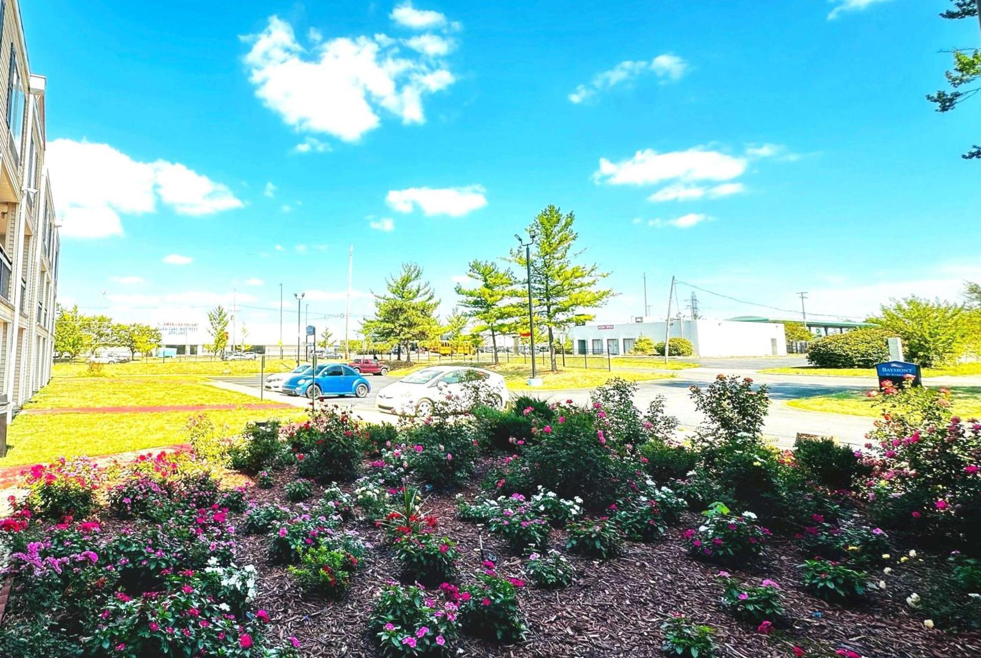 Baymont Inn And Suites By Wyndham Columbus / Near Osu Exterior photo